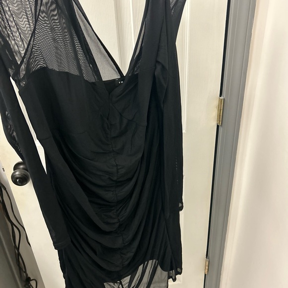 NWOT TROUVÉ black dress. - Picture 8 of 13